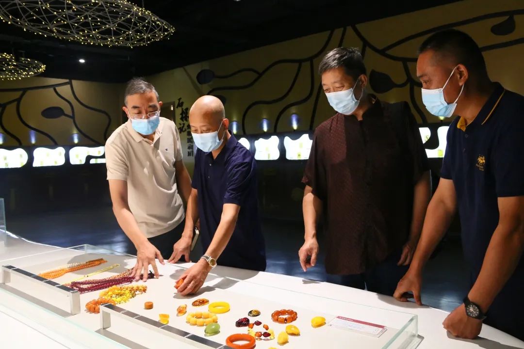 各位領導與孔館進行了充分交流